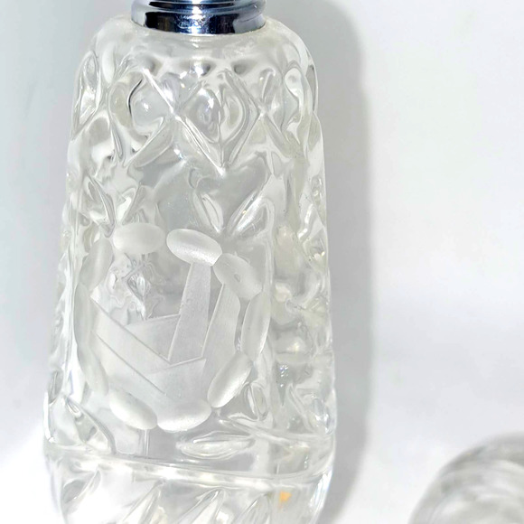BEAUTIFUL Made in Germany Crystal 7" Tall 4 Salt & Pepper Shakers Etched Rose - Picture 4 of 9